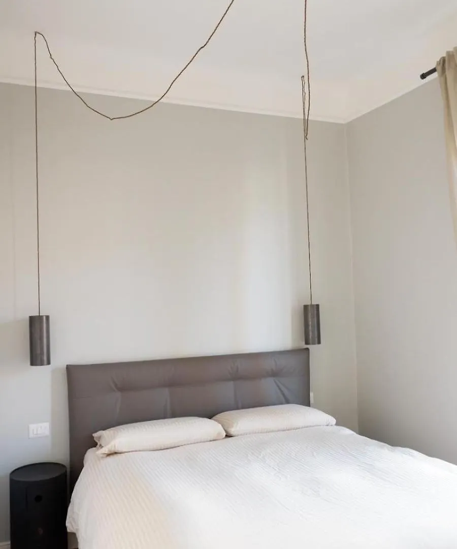 Cozy Renovated Comfort Apartment In Isola